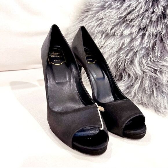 Pre-owned Roger Vivier Open Toe Satin Pumps Nero Size 41