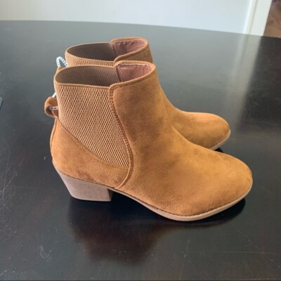  Forever  -Women's Eury-8 , Tan Faux Suede Ankle Booties, SIZE: 7 M ,  