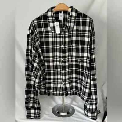 Gap, NWT, black/white plaid top, size XL