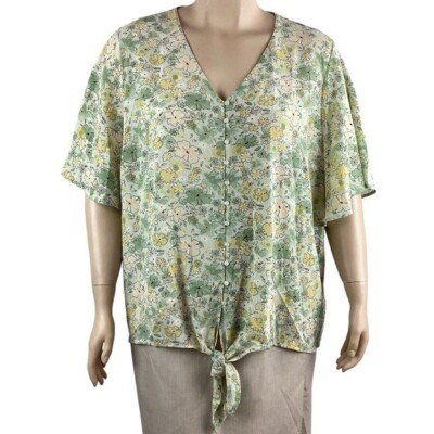 Lush Button Front Blouse Size 2X Green Floral