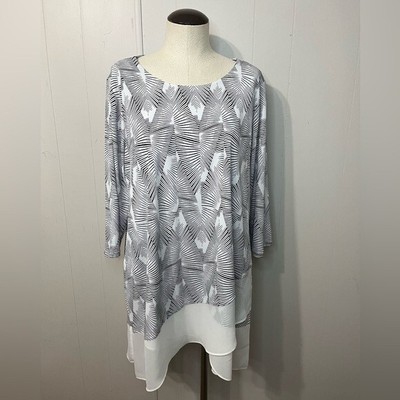 NWT Vince Camuto Summer Splash white and black blouse size 1X