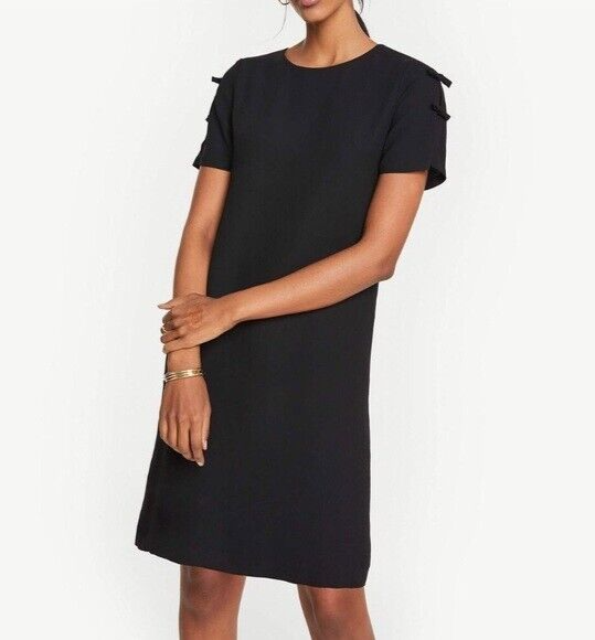 

ANN TAYLOR Черное классическое платье прямого кроя с короткими рукавами и разрезом и бантом LBD  US M, Черный