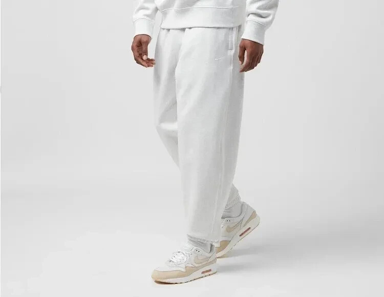 nike SOLO SWOOSH BB FLEECE セットアップ　sサイズ Nike Solo Swoosh Men's 1/4-Zip Top. Nike.com
