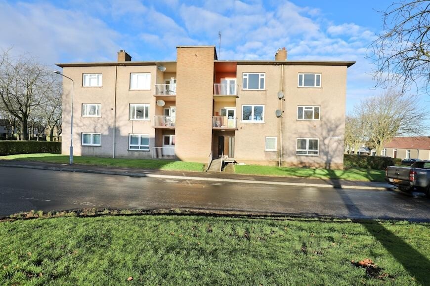 Two bedroom Woodside Glenrothes Flat for sale in Glenrothes, Fife