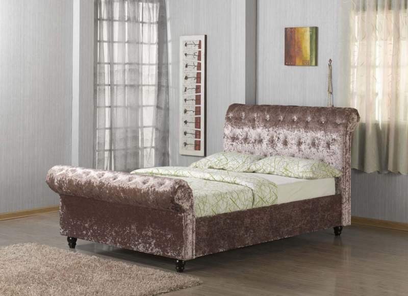 crushed velvet sleigh bed Kingsize in Brockworth