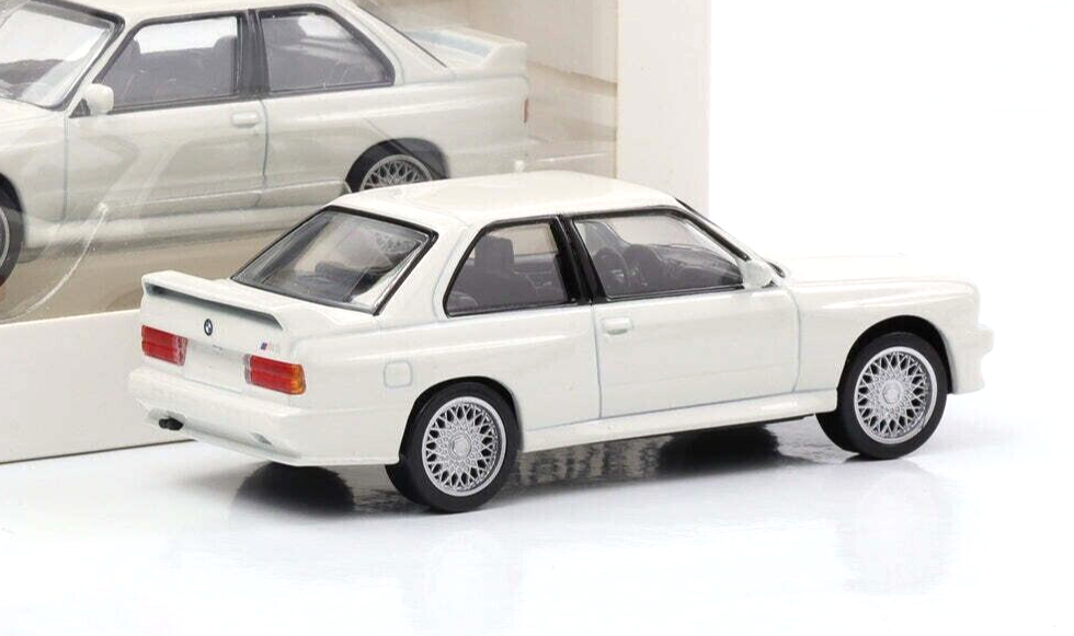 1/43 BMW M3 E30 1986 White Diecast Metal Model Car by Norev
