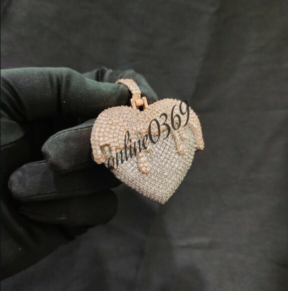 Pre-owned Online0369 2.75 Ct Vvs Moissanite Men's Heart Charm Pendant 14k Two Tone Gold 925 Silver In White