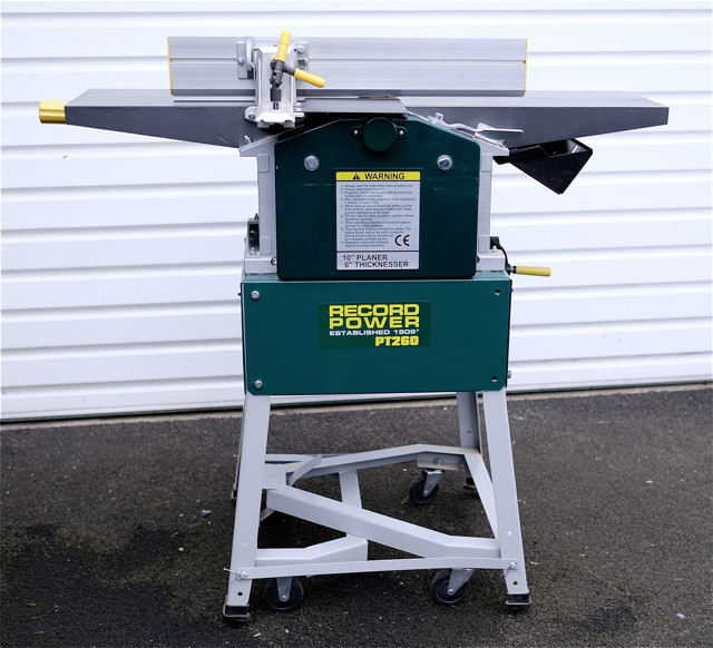 RECORD POWER PLANER/THICKNESSER MODEL PT260. MINT CONDITION in