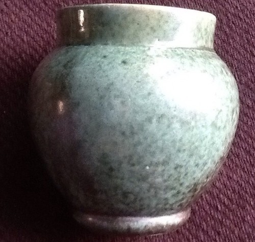 Frog Skin Glazed Hand Turned Studio Pot / Vase North Carolina? Unmarked Unknown