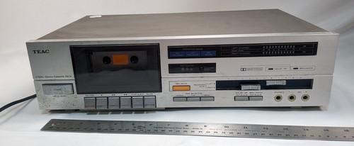ジャンク扱いTEAC STEREO CASSETTEDECK A-3 動作未確認 ジャンク扱いTEAC STEREO CASSETTEDECK A-3 動作未確認