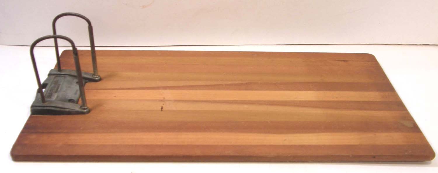 VINTAGE GLOBE WERNICKE 17