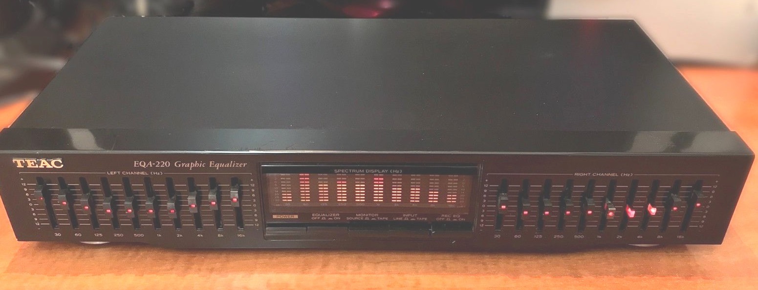 TEAC Stereo Graphic Equalizer (Model EQA-220)