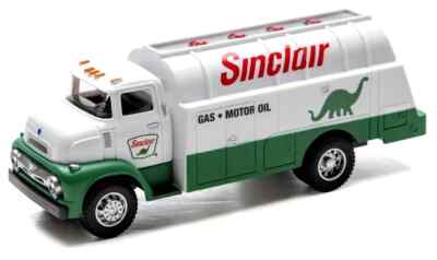 Retired 5 3/4'' 1:48 Sinclair Service Station 1956 Fuel Tanker Truck O Scale New