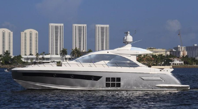 55' 2014 Azimut 55 S - IMMACULATE!