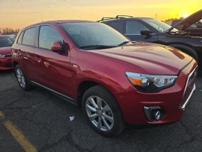 Owner 2015 Mitsubishi Outlander Sport ES