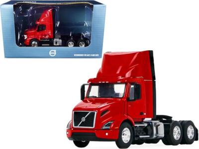 WSI 1/50 IVECO STRATOR RED トレーラーヘッド Iveco Strator Red 6x4* | WSI Models