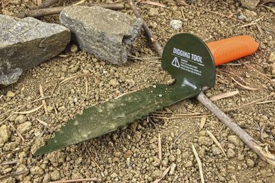 PROSPECTER EDGE METAL DETECTOR DIGGING TOOL DOUBLE SIDED SERRATED DIGGER 