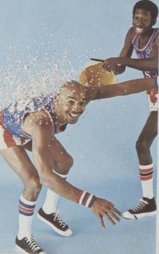 1971 Fleer Harlem Globetrotters - Geese Ausbie/Curly Neal #26