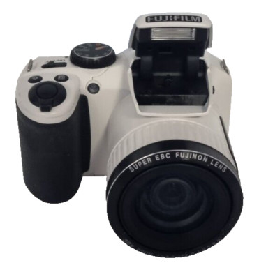 Fujifilm Finepix S4800  16MP 30x Optical Zoom Digital Camera - White (Q5)