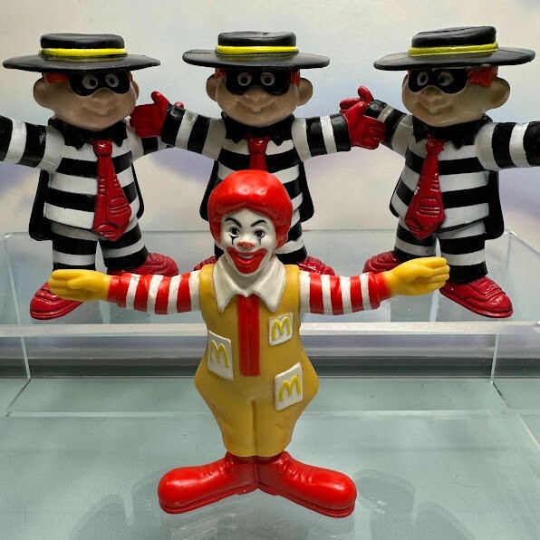 レア！！ 未開封！ 1995年 マクドナルド おまけ チャーリーブラウン 人形 Yahoo!オークション -「マクドナルド スヌーピー チャーリー」の