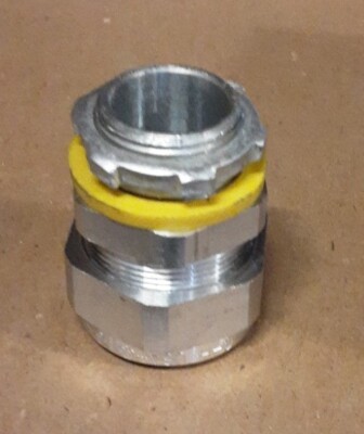 Crouse Hinds LT75 SA 3/4 ALUM SEALTITE CONN - STR