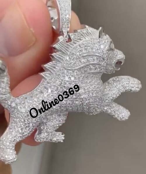 Pre-owned Online0369 2.23ct Genuine Moissanite Men's 3d Lion Charm Pendant White Gold Plated Silver