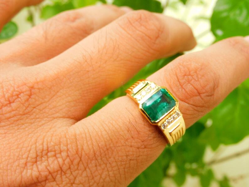 Pre-owned Handmade Emerald Mens Ring In 18k Gold Diamond Ring May Birthstone Natural Emerald Ring In Green