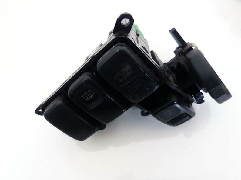  Pare-Brise Radiateur Interrupteur  For Mazda 626 1995 Frf606897-81