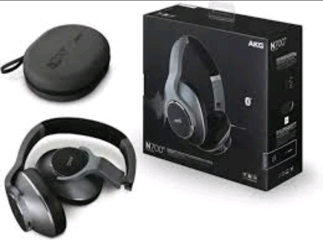 AKG N700 NCM2 Wireless Headphone Headset (AnC) | Headphones & Earphones | Gumtree Australia