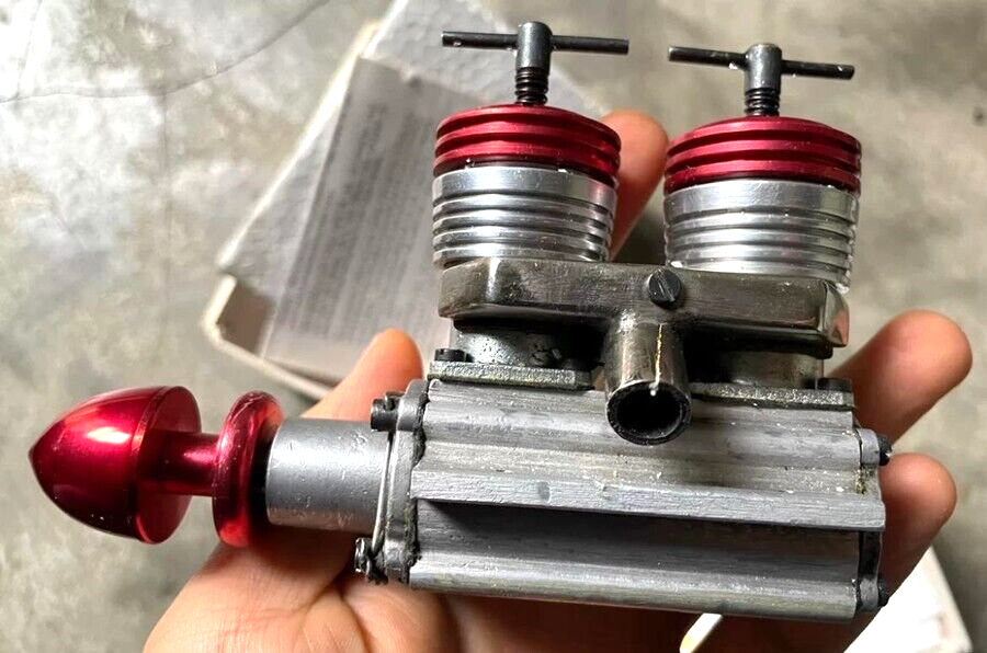 ラジコン飛行機用エンジン AULORA TAPLIN TWIN MARK Ⅲ AULORA TAPLIN TWIN MARK III Diesel Engine For RC Airplane