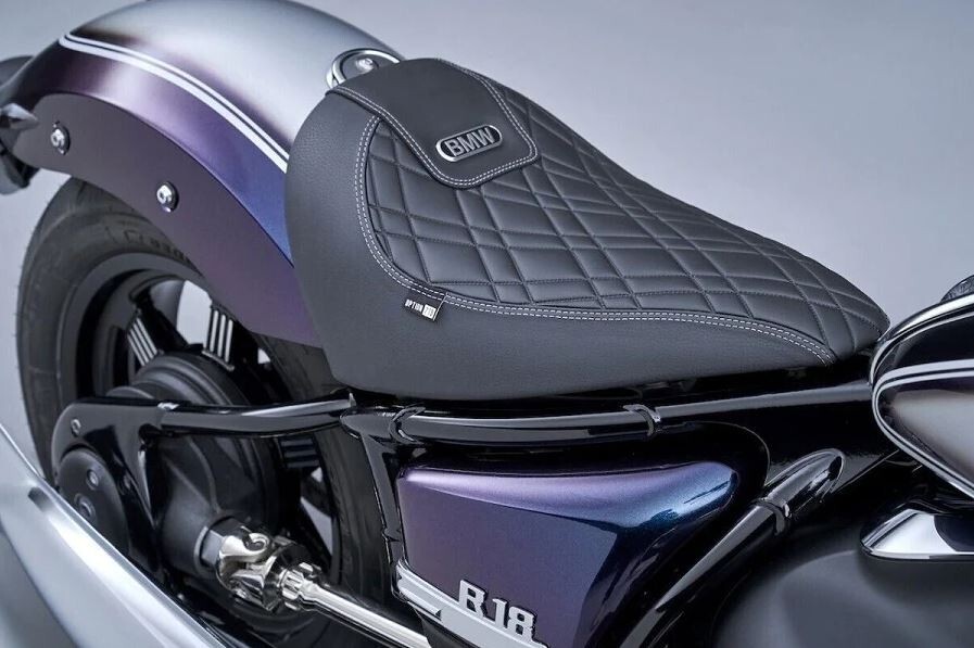 BMW R18 シングルシート BMW R18 シートについて その1 | にちにち日記