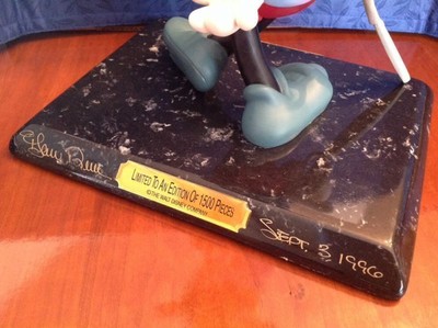 Disney Disneyana Convention Figurine - 1996 - Brave Little Tailor 1938 - Signed