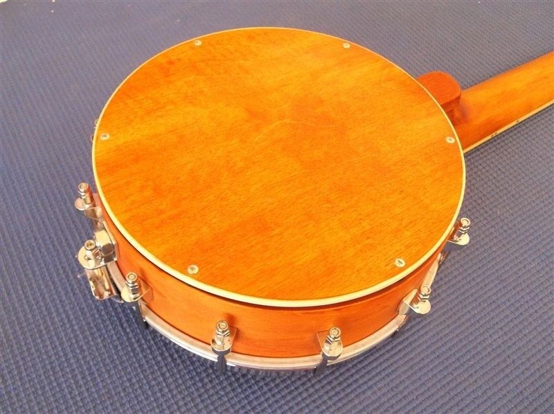 NEW Oscar Schmidt OUB1 Ukulele Banjo, Banjolele - BRAND NEW STOCK!