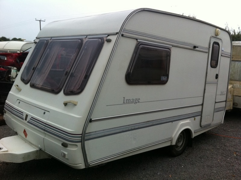 1994 Compass Image 360/2 2 Berth Touring Caravan Lightweight Clean