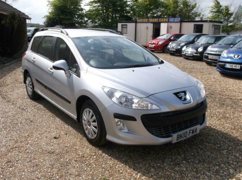 Peugeot 308 2010 год