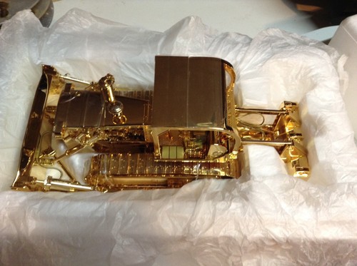 1:25 First Gear International Harvester IH TD-25 Crawler Dozer Golden Edition