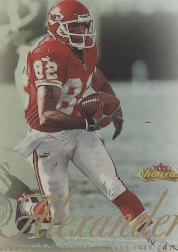 2000 Fleer Showcase Derrick Alexander #48