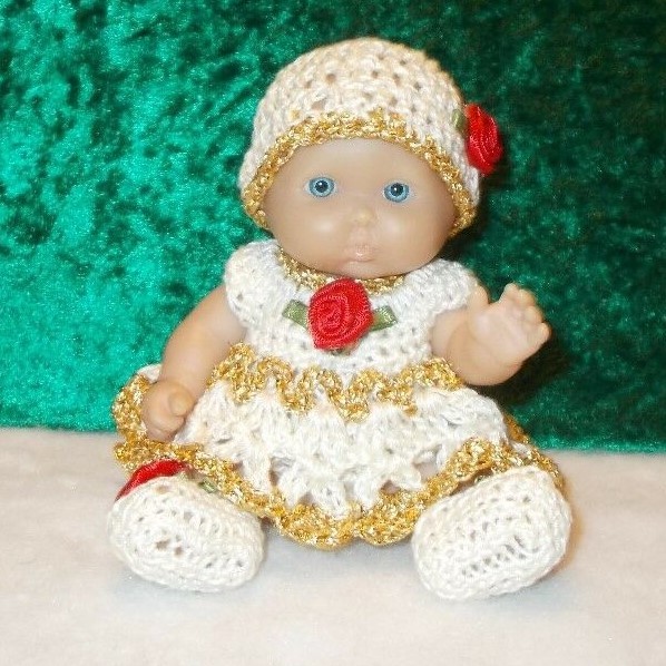 HAND CROCHETED DOLL CLOTHES FITS 5