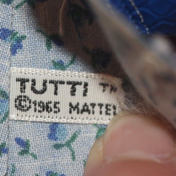 VINTAGE TUTTI DOLL 1966 PUDDLE JUMPERS #3601 RAINCOAT AND HAT--VERY NEAR EXC