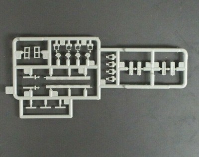 DRAGON 1/35 Scale Sd.Kfz.165 Hummel Late Parts Tree WC from Kit No. 6321