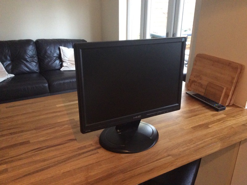 15 inch computer monitor in Downend, Bristol Gumtree