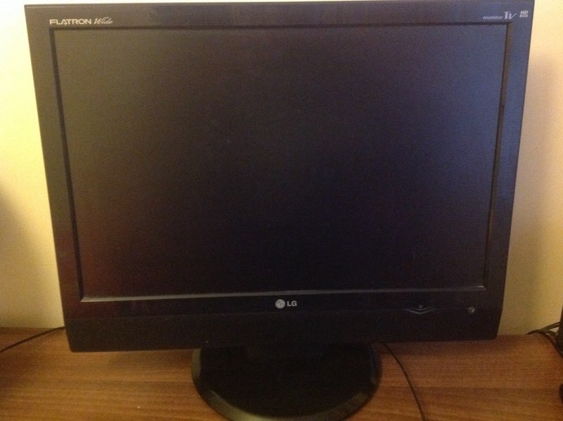 LG flatron 20" wide monitor TV HD ready M208WA in Peterborough, Cambridgeshire Gumtree