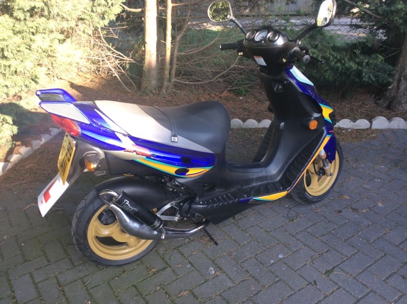 Suzuki katana ay50
