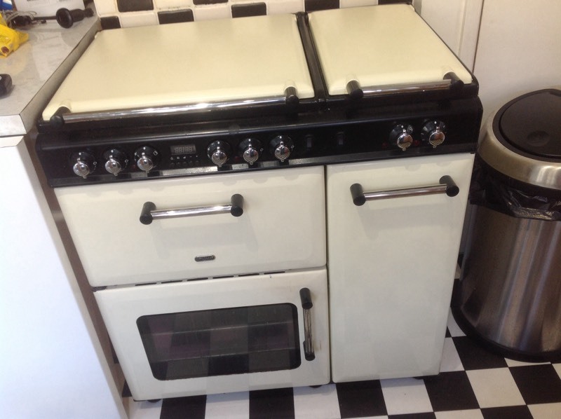 Range Cooker ( Diplomat Range 850 Dual Fuel ) in Stroud