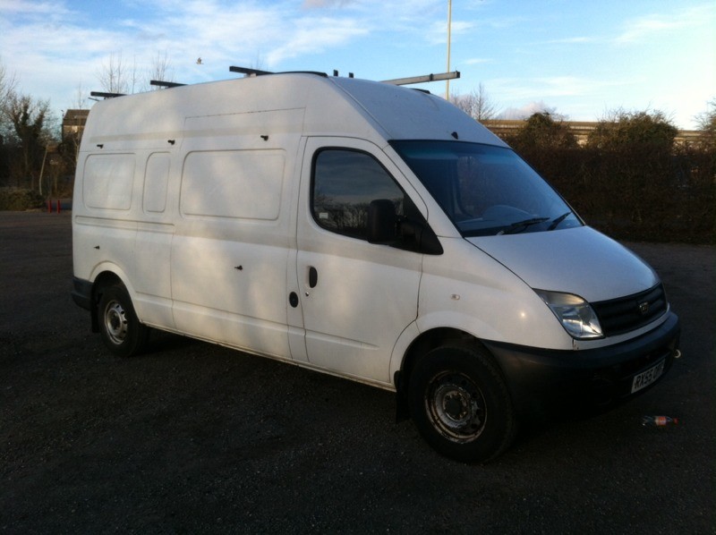 Автомобиль ldv maxus