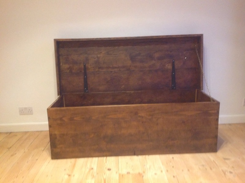 EXTRA LARGE BLANKET BOX MADE FROM RECLAIMED WOOD in Downend, Bristol