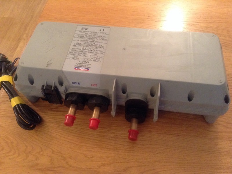 AQUALISA QUARTS DIGITAL PROCESSOR. (Gravity pump) Part number 206502