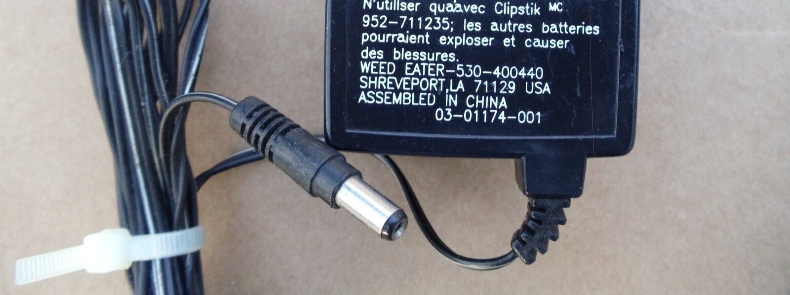 Clipstick Trimmer-  Charger Adaptor 530400440 ( For 952711235 Packs)