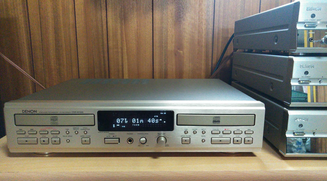 【ジャンク】外観美品　DENON CD RECORDER CDR-W1500 Denon CDR-W1500 CD Dual Drawer Recorder Powers On Does Not