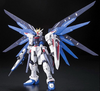 バンダイRGシリーズRG05 フリーダムガンダム Amazon.com: Bandai Hobby #05 Freedom Gundam 1/144 Real Grade